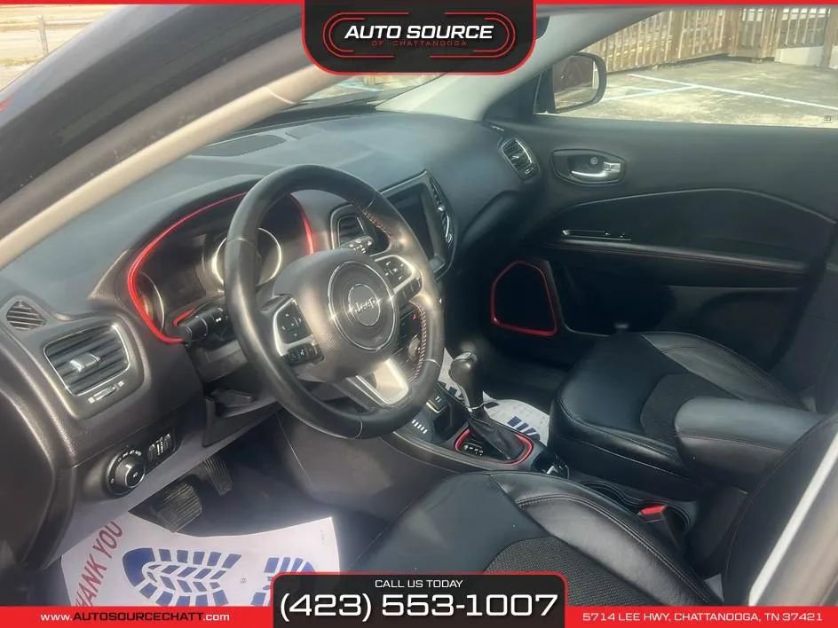 Used 2017 Jeep Compass Trailhawk w/ Navigation Group image 11