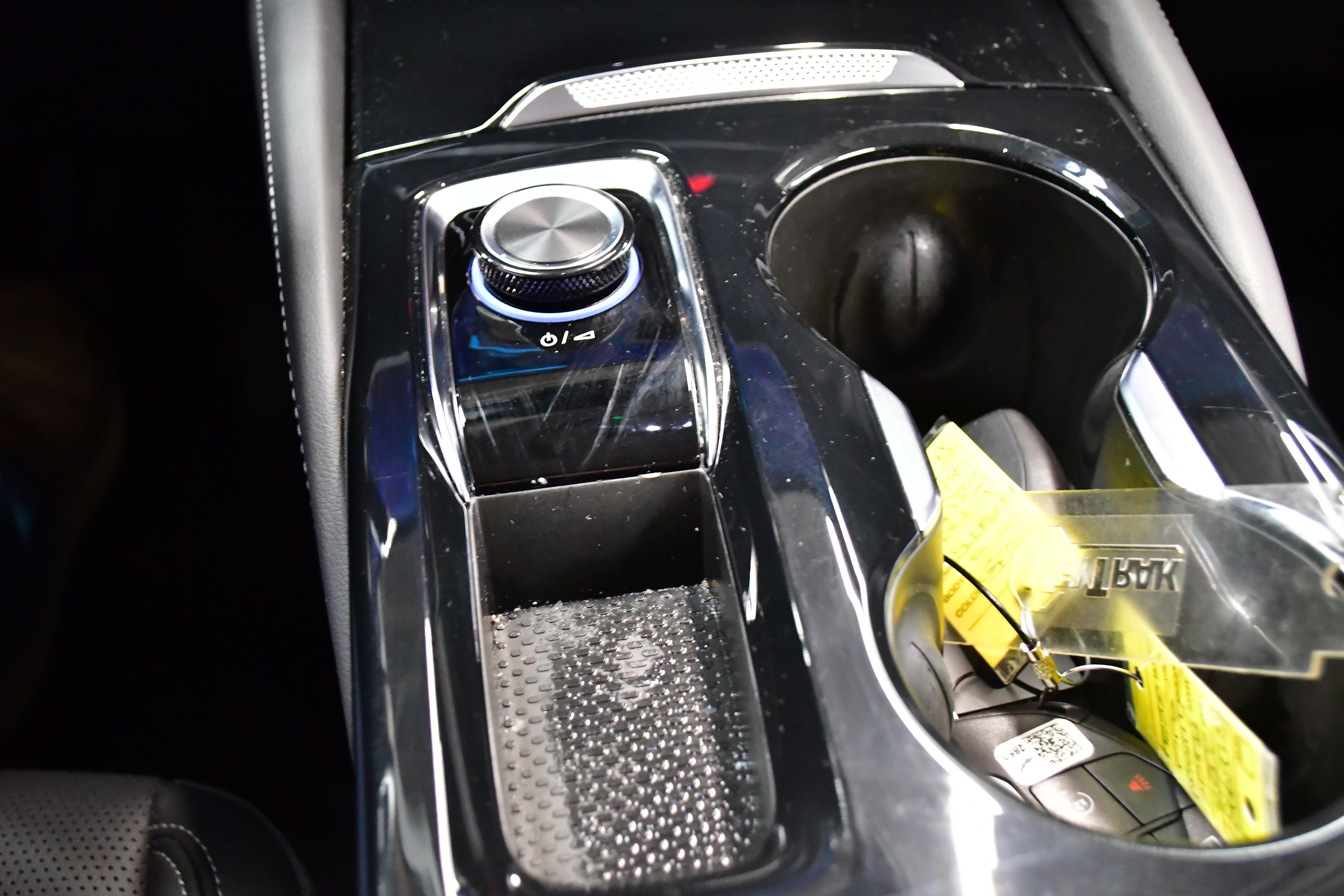 Used 2025 Buick Envision Preferred image 30