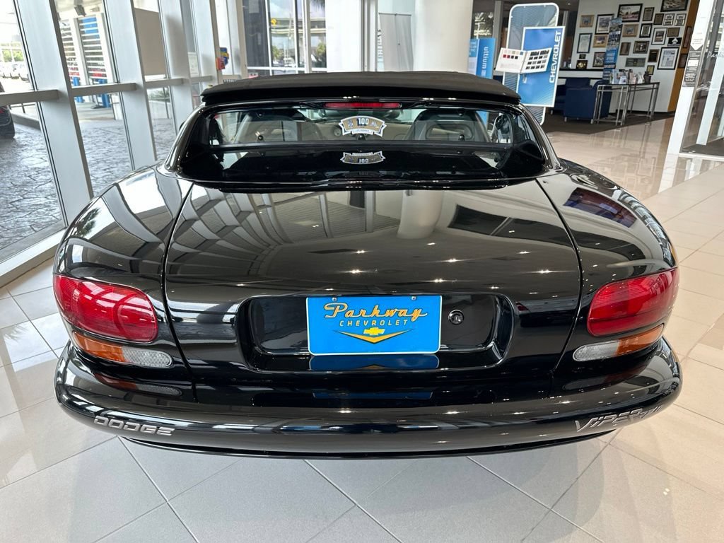 Used 1994 Dodge Viper RT/10 RWD image 7