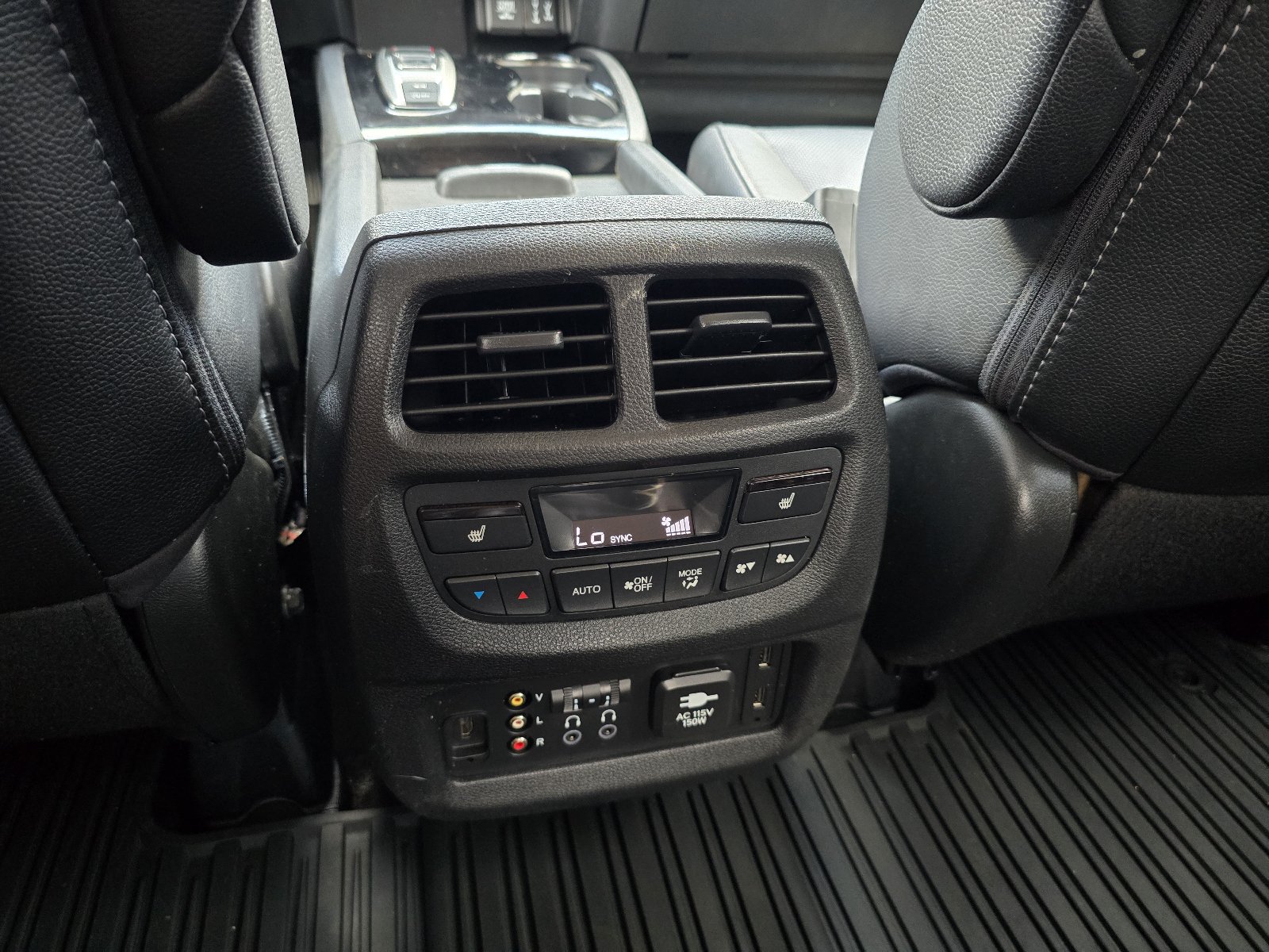 Used 2018 Honda Pilot Elite image 25