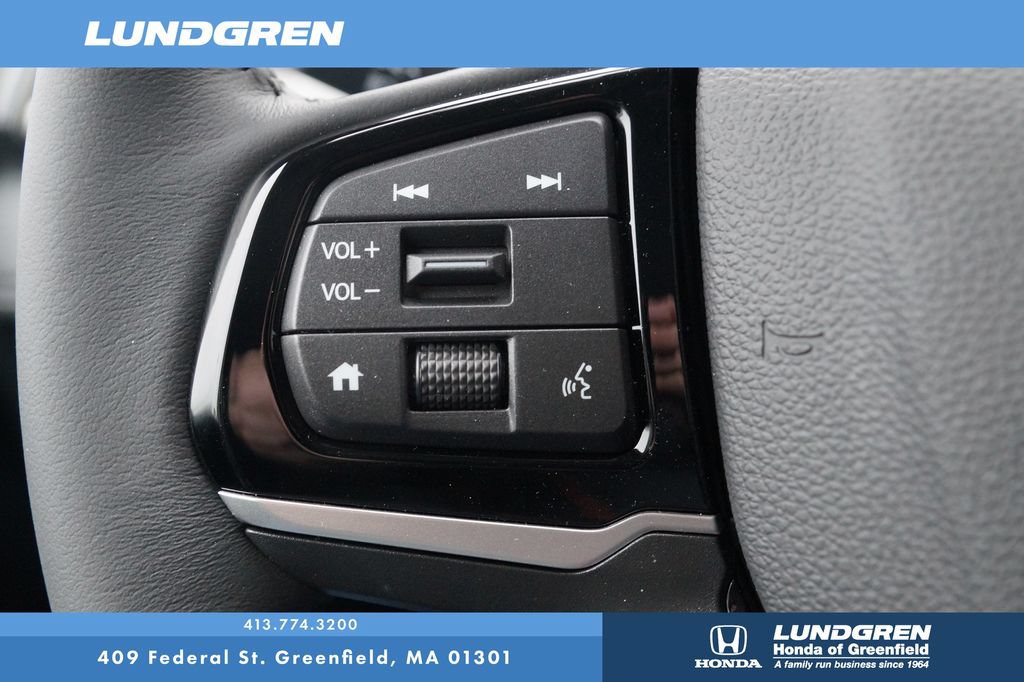 New 2026 Honda Odyssey Touring image 18