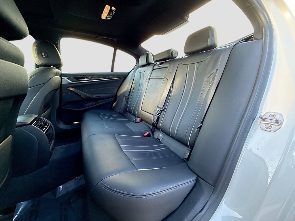 Used 2019 BMW 540i xDrive w/ Convenience Package image 21