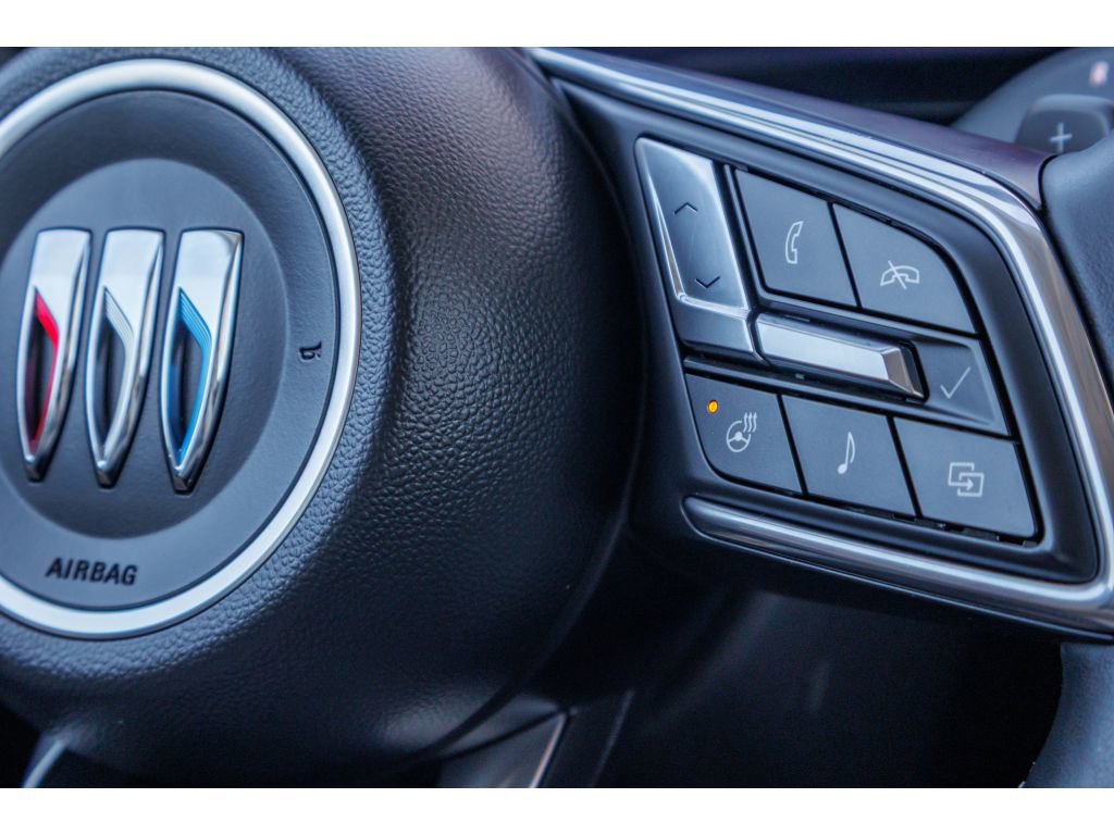 Used 2024 Buick Envision Avenir AWD/4WD image 27