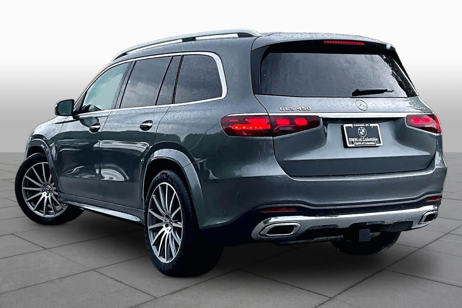 Used 2025 Mercedes-Benz GLS 450 4MATIC image 11