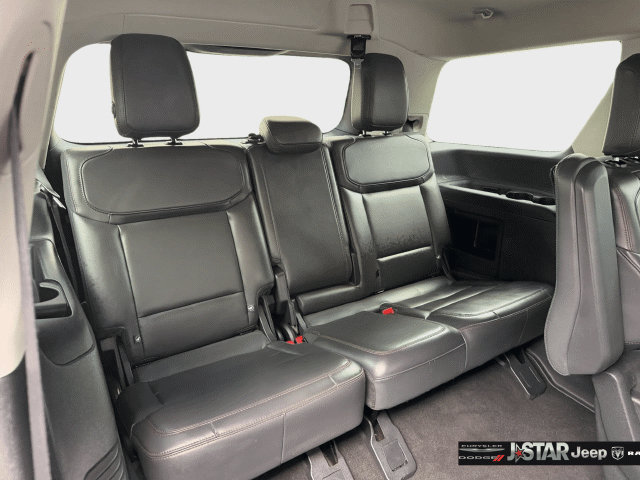 Used 2025 Ford Expedition Active RWD image 31