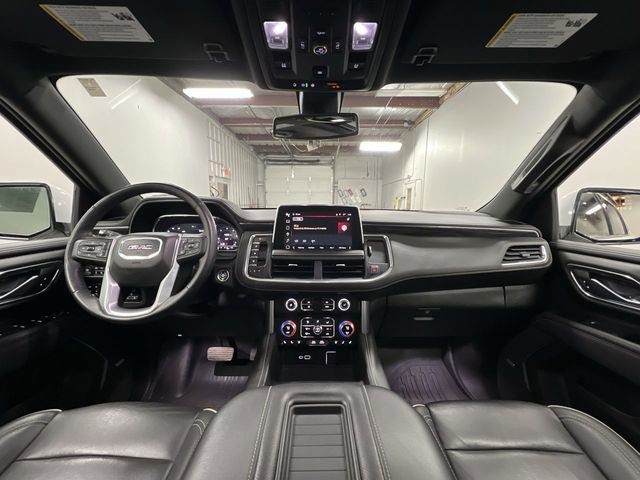 Certified 2022 GMC Yukon SLT w/ SLT Premium Package AWD/4WD image 21