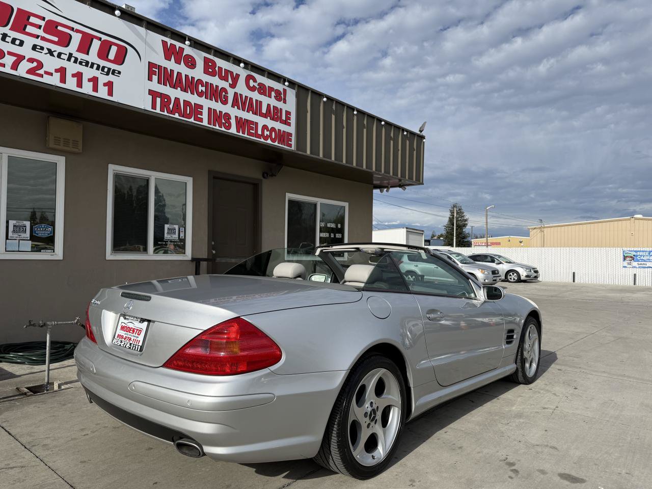 Used 2005 Mercedes-Benz SL 500 image 3