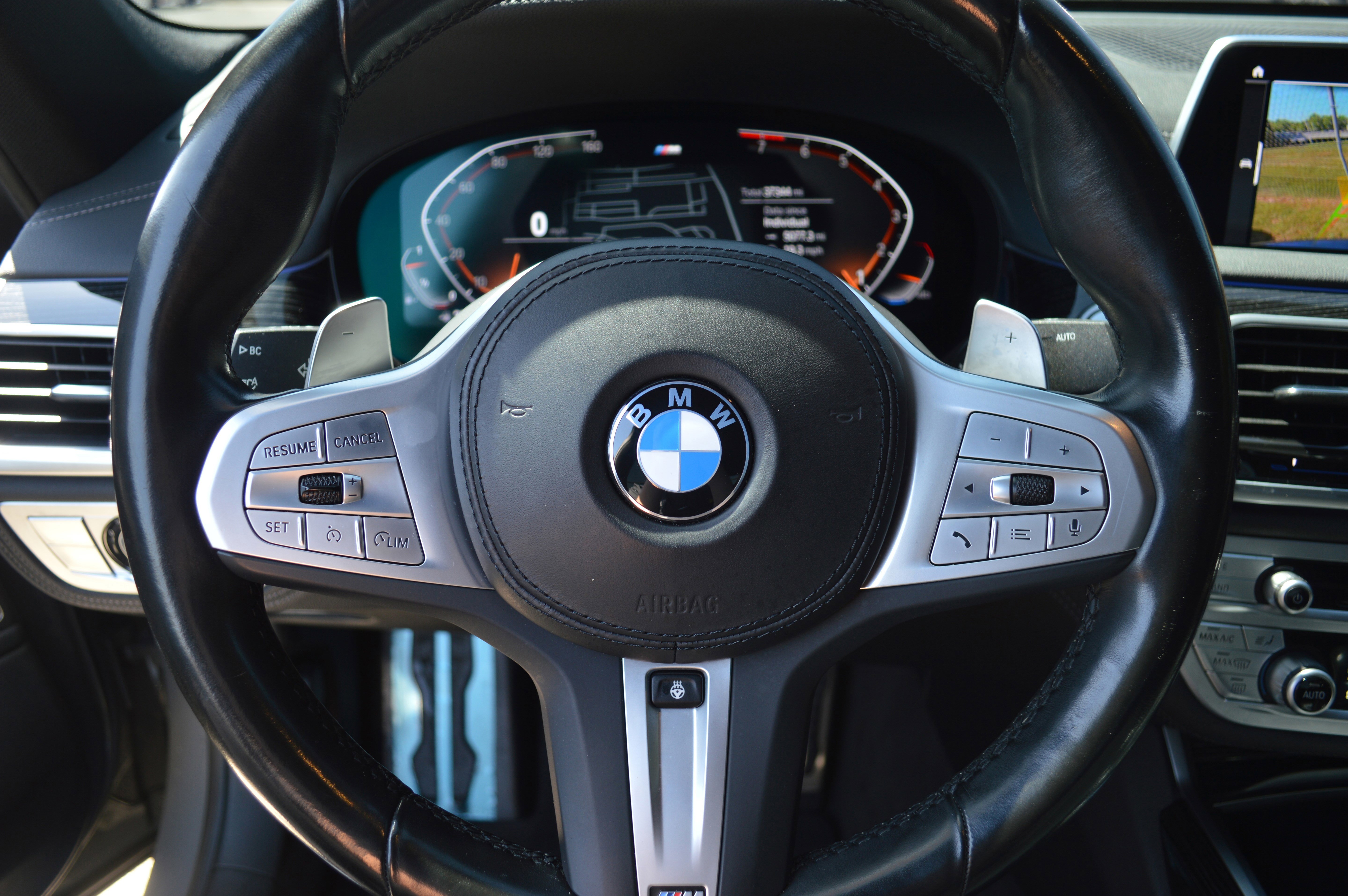 Used 2022 BMW 740i w/ M Sport Package image 13