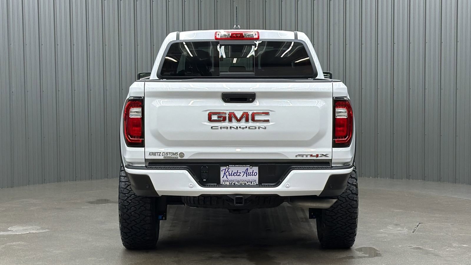 Used 2024 GMC Canyon AT4X image 4