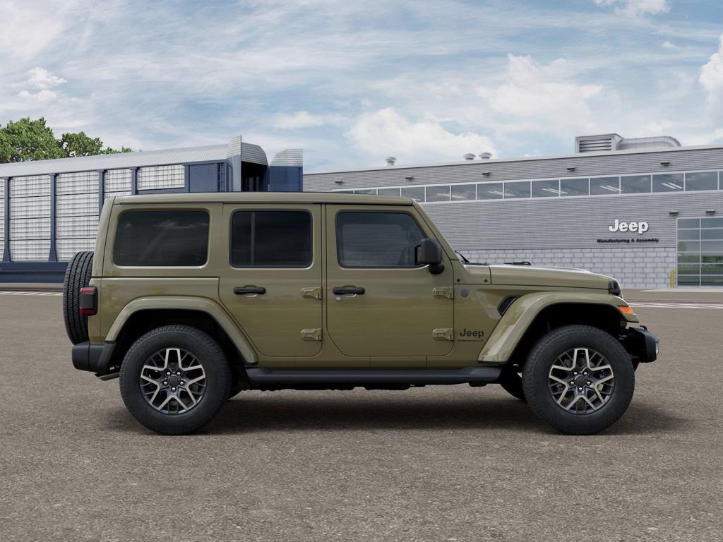 New 2026 Jeep Wrangler Unlimited Sahara AWD/4WD image 25