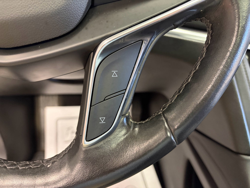 Used 2019 Cadillac XT5 Luxury AWD/4WD image 16