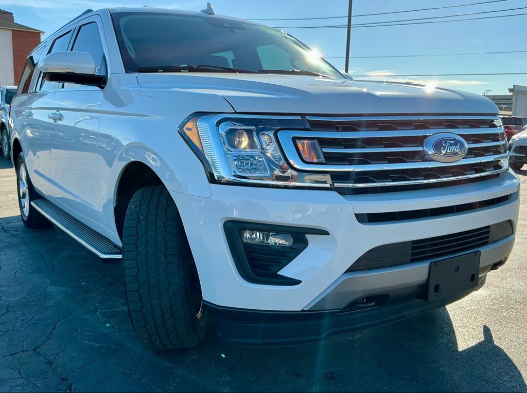 Used 2021 Ford Expedition Max XLT image 2
