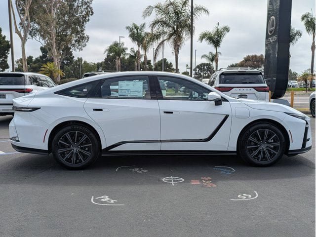 New 2026 Lexus ES 350e FWD image 4