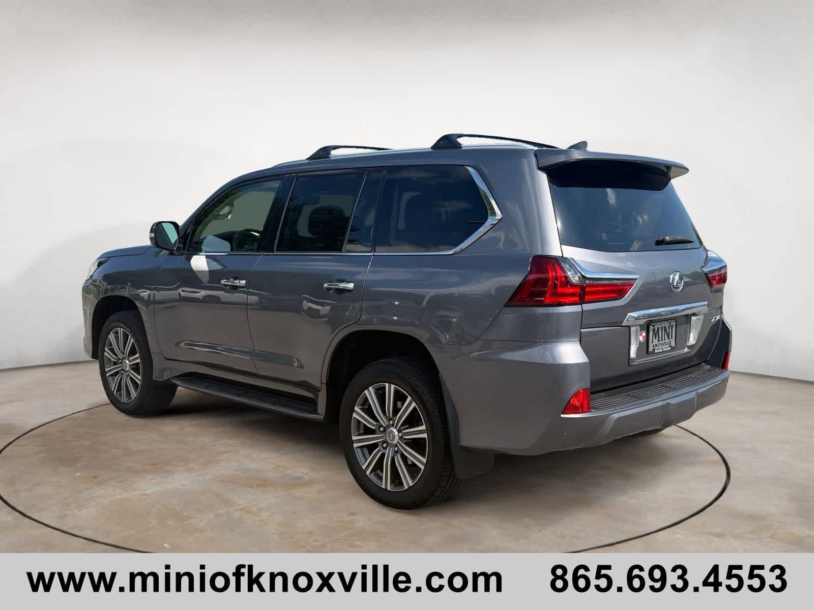 Used 2017 Lexus LX 570 4WD w/ Luxury Package image 5