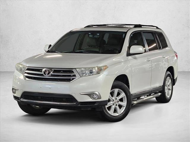 Used 2012 Toyota Highlander SE