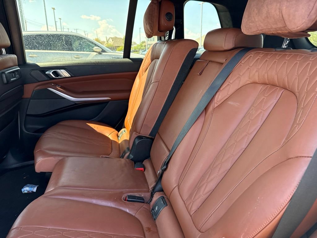 Used 2022 BMW X7 M50i w/ Dynamic Handling Package AWD/4WD image 13