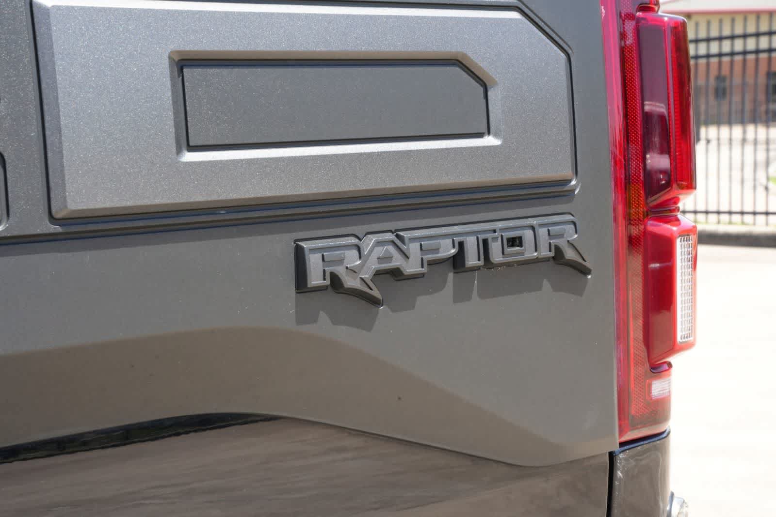 Used 2020 Ford F150 Raptor w/ Equipment Group 802A Luxury AWD/4WD image 16