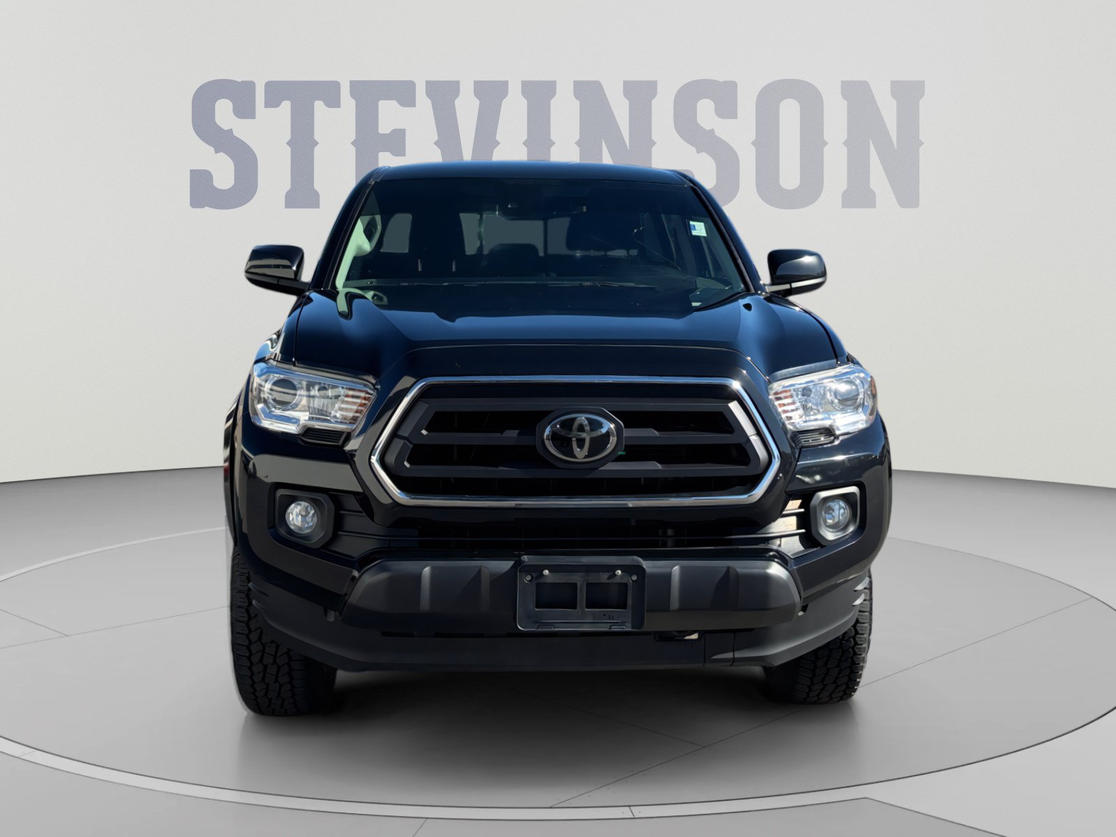 Used 2020 Toyota Tacoma SR5 AWD/4WD image 8