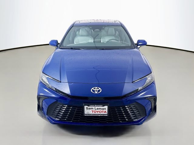 New 2026 Toyota Camry SE image 2