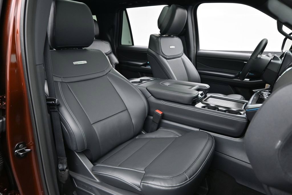 New 2027 Ford Expedition Max Platinum w/ Stealth Performance Package AWD/4WD image 23