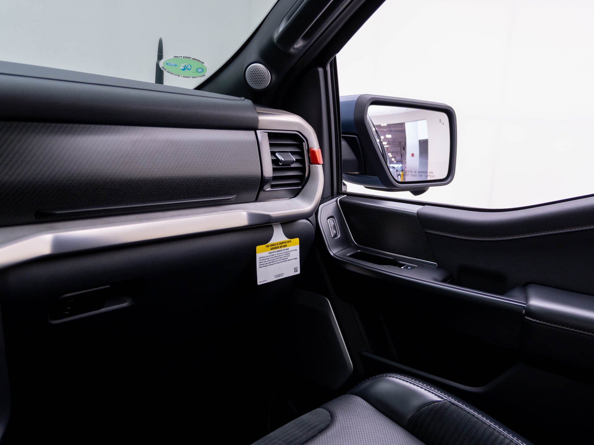 Used 2023 Ford F150 Raptor w/ Raptor 37 Performance Package AWD/4WD image 29