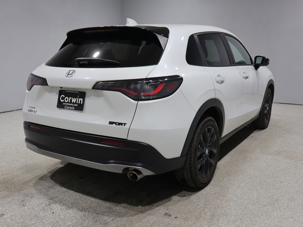 Used 2023 Honda HR-V Sport image 2
