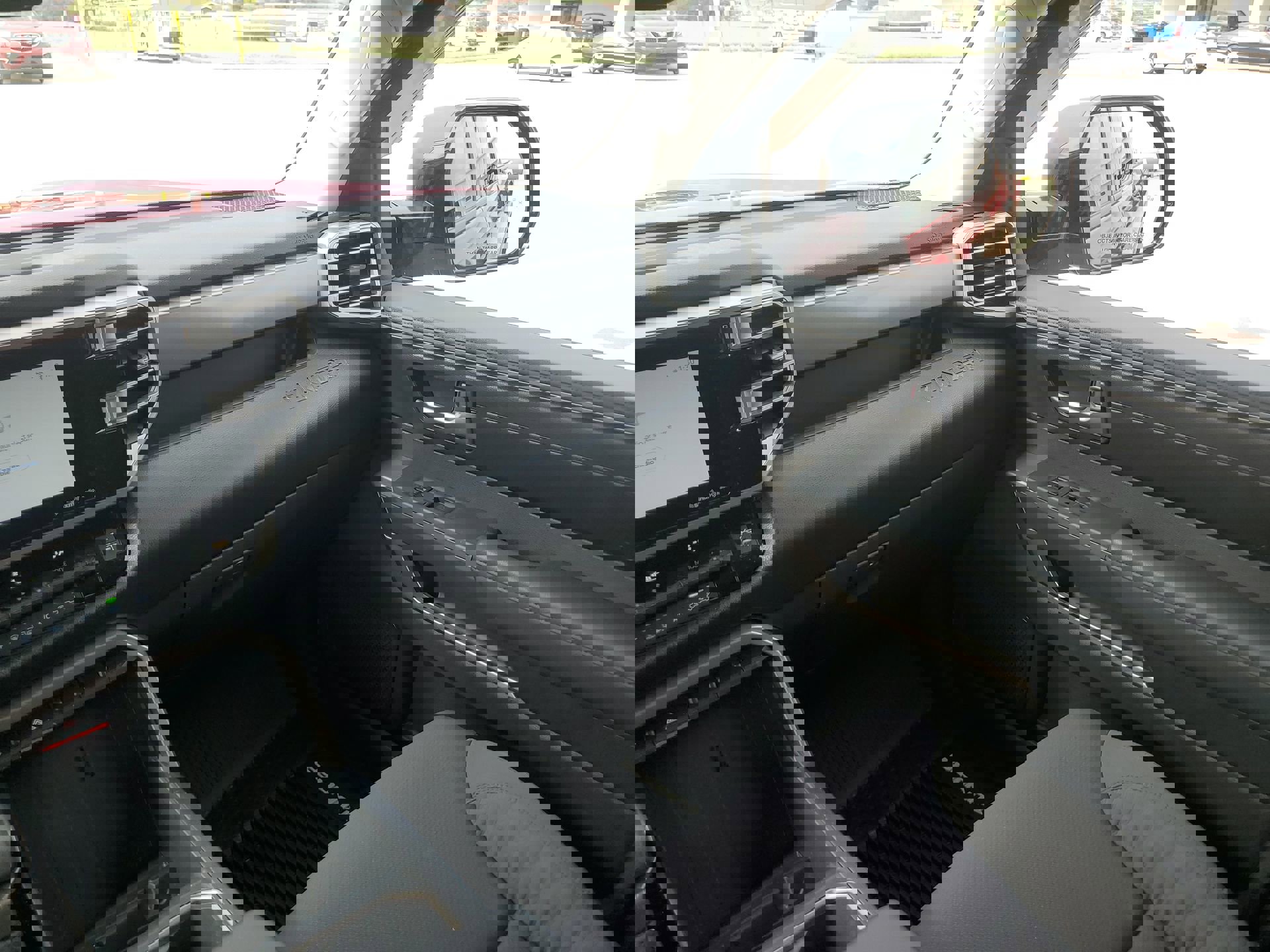 Used 2022 Toyota Tundra SR5 image 11