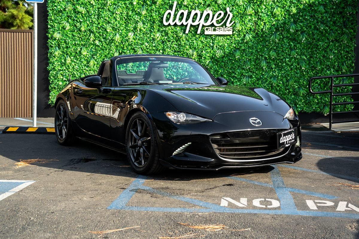 Used 2016 MAZDA MX-5 Miata Club RWD image 3