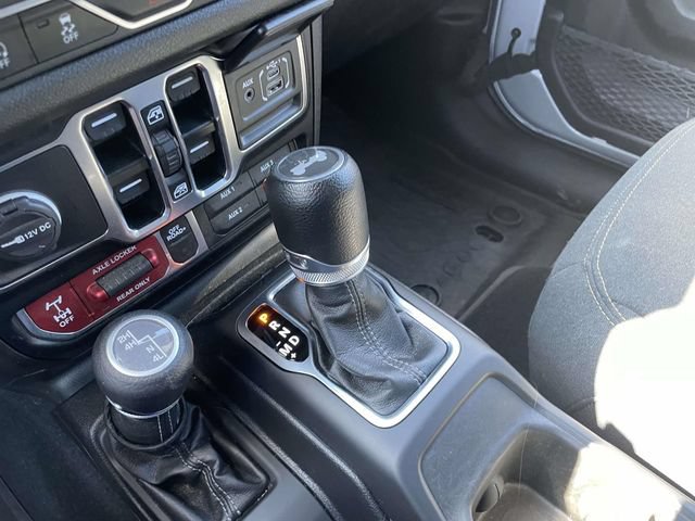 Used 2024 Jeep Wrangler Unlimited Sport AWD/4WD image 33