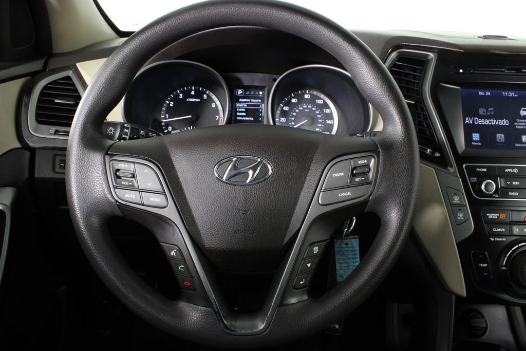 Used 2017 Hyundai Santa Fe Sport image 22