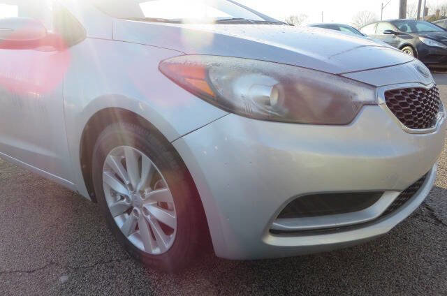 Used 2016 Kia Forte Koup EX FWD image 16
