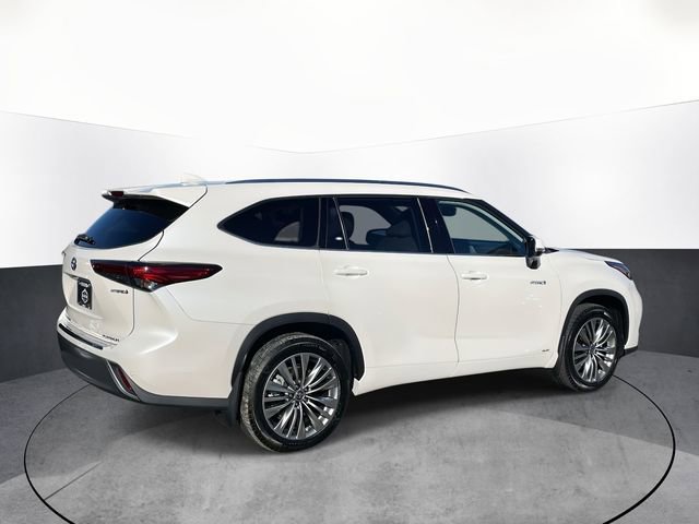 Used 2021 Toyota Highlander Platinum image 7