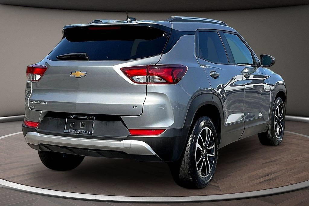 Used 2025 Chevrolet TrailBlazer LT FWD image 6