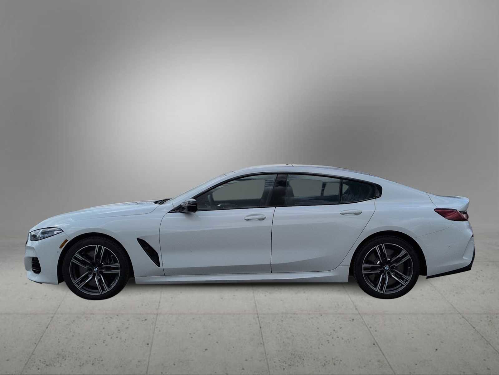 Used 2025 BMW M850i xDrive image 5