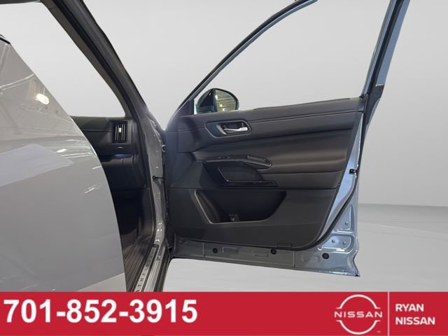 New 2026 Nissan Pathfinder Platinum image 37