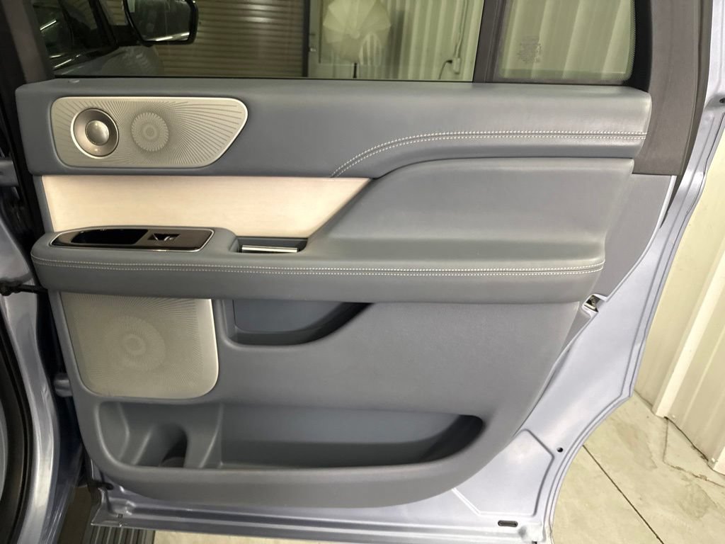 Used 2020 Lincoln Navigator L Black Label AWD/4WD image 20