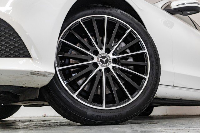 Used 2021 Mercedes-Benz C 300 Sedan w/ Premium Package image 3