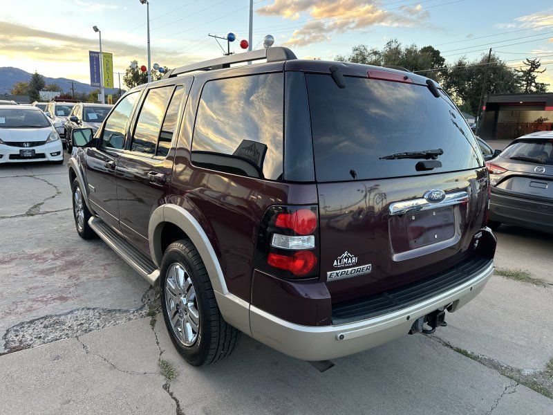 Used 2006 Ford Explorer Eddie Bauer RWD image 5
