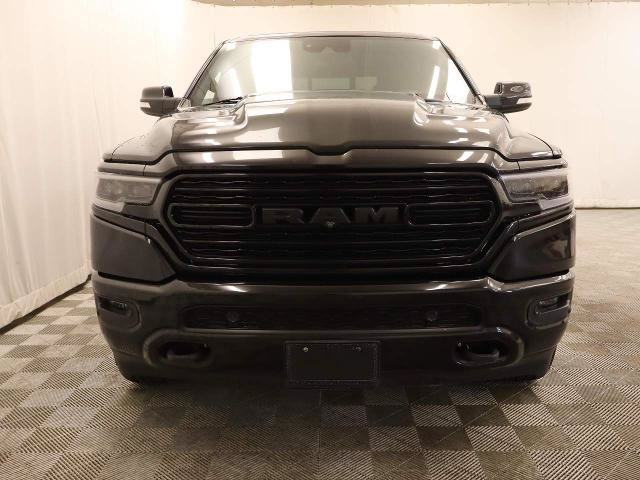 Used 2020 RAM 1500 Limited w/ Black Appearance Package AWD/4WD image 2