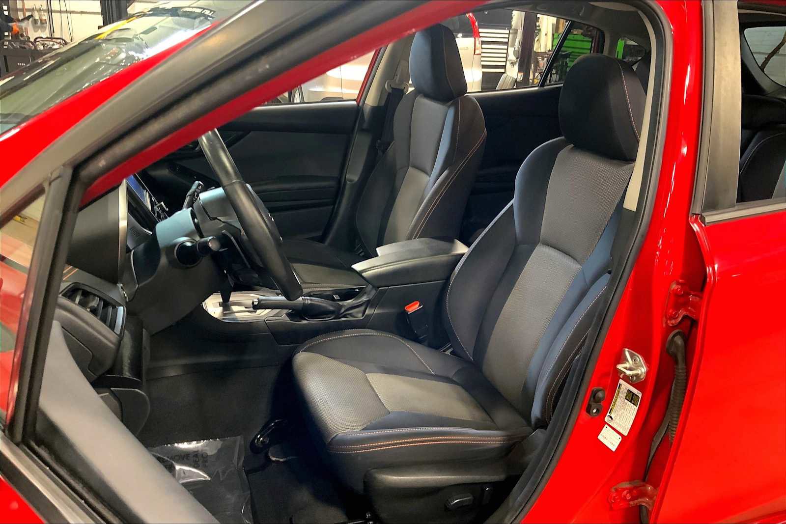 Used 2021 Subaru Crosstrek 2.0i Premium w/ Moonroof Package image 8