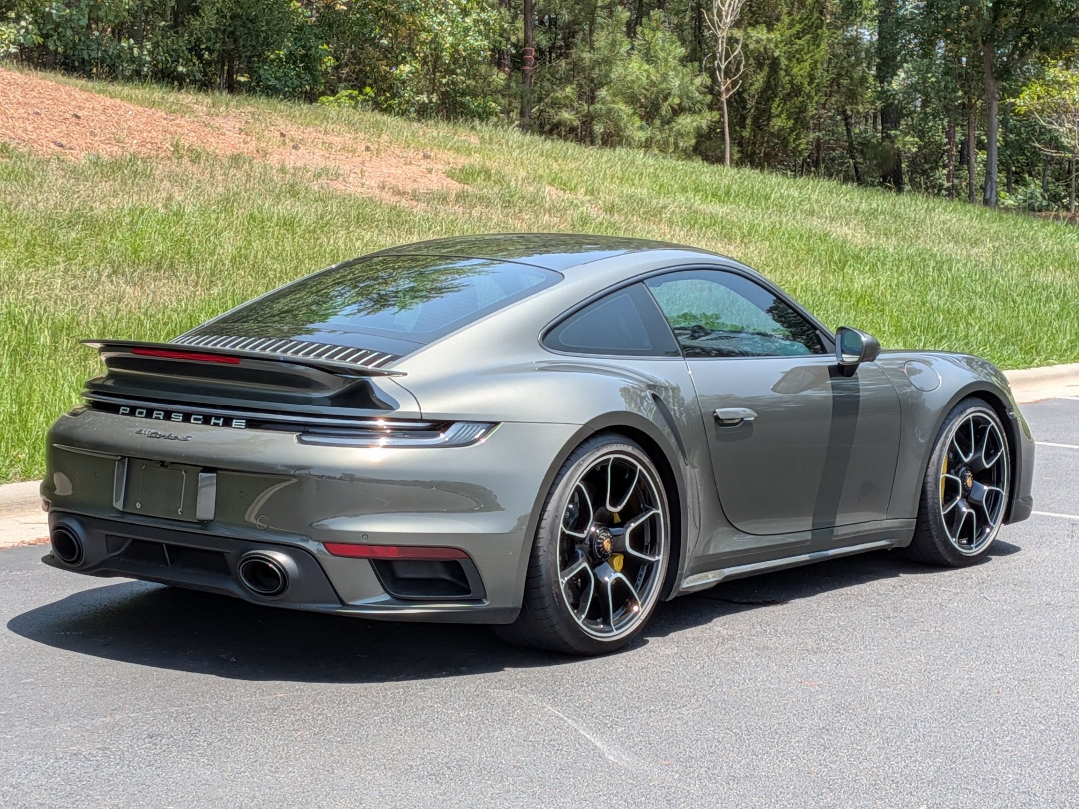 Certified 2024 Porsche 911 Turbo S AWD/4WD image 25