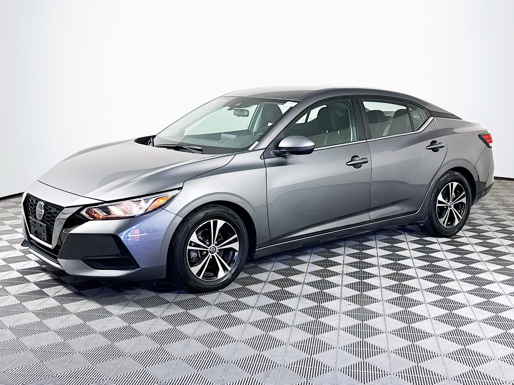 Used 2023 Nissan Sentra SV FWD image 4
