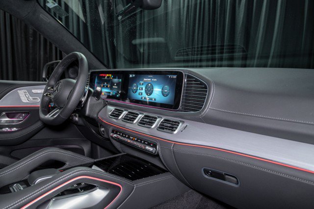New 2026 Mercedes-Benz GLE 63 AMG S image 15