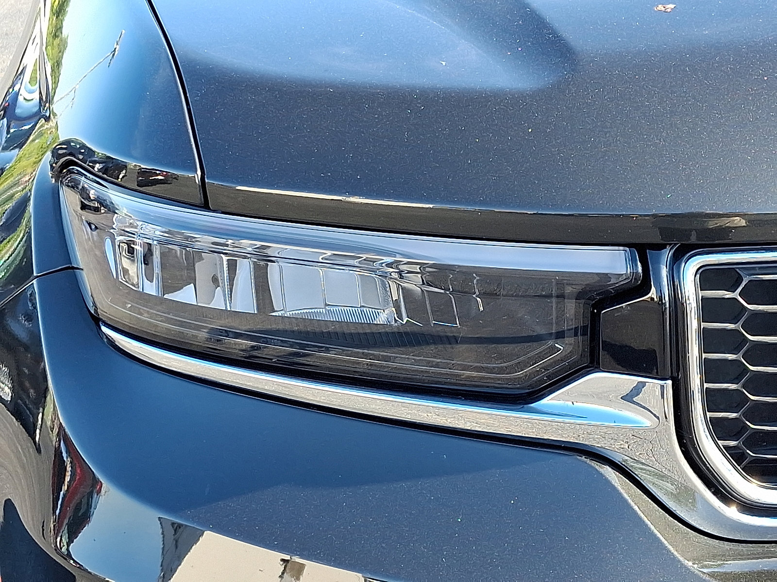 Used 2023 Jeep Grand Cherokee Overland w/ Luxury Tech Group IV image 9