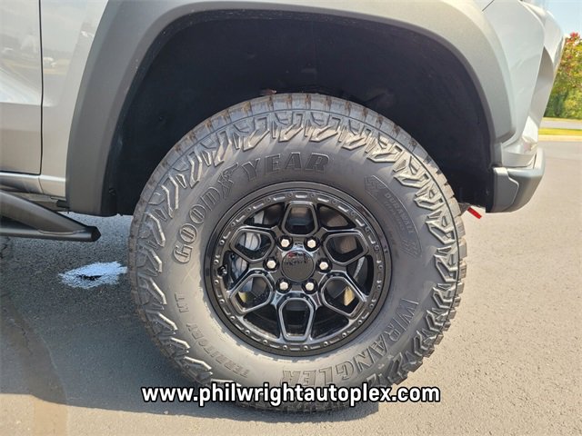 New 2026 Chevrolet Colorado ZR2 w/ ZR2 Bison Edition image 10