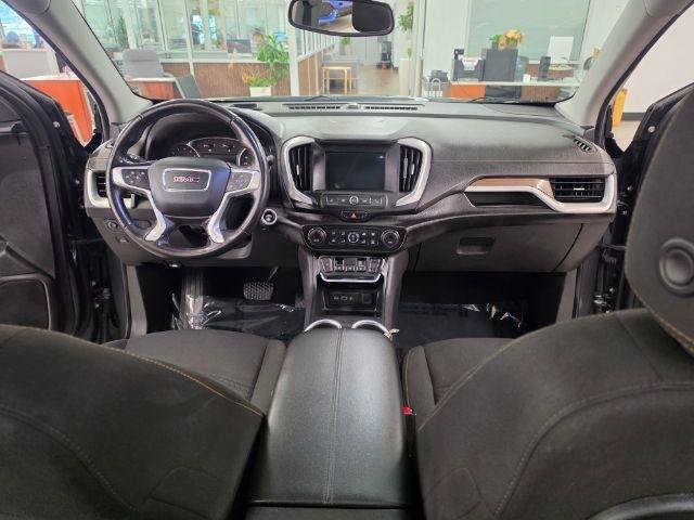 Used 2020 GMC Terrain SLE w/ Driver Convenience Package FWD image 14