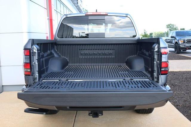 New 2026 Nissan Frontier SV w/ Tow Package RWD image 7