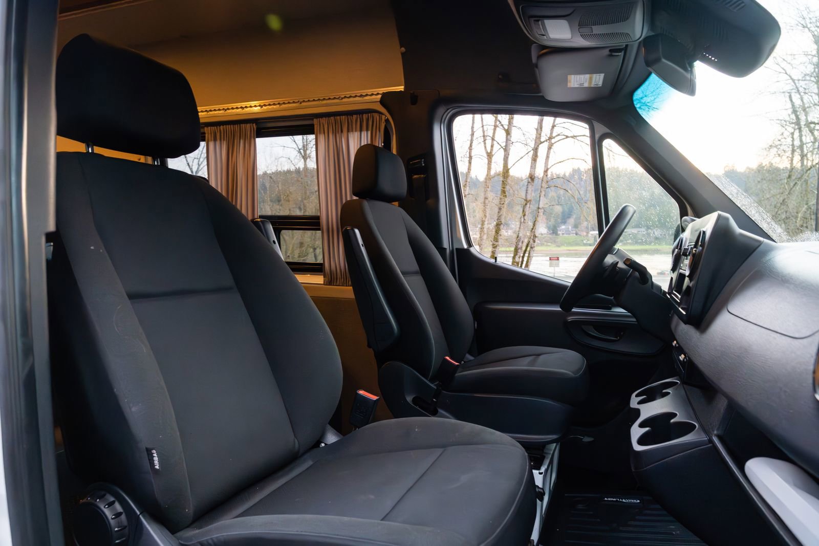 Used 2019 Mercedes-Benz Sprinter 4x4 170 image 30