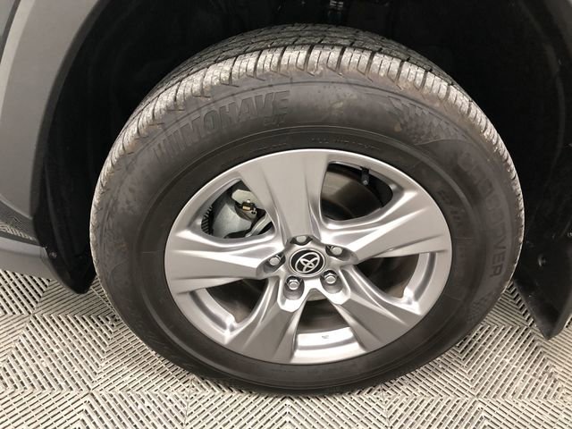 Used 2023 Toyota RAV4 LE AWD/4WD image 27