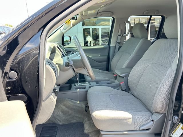 Used 2018 Nissan Frontier SV w/ Value Truck Package RWD image 23